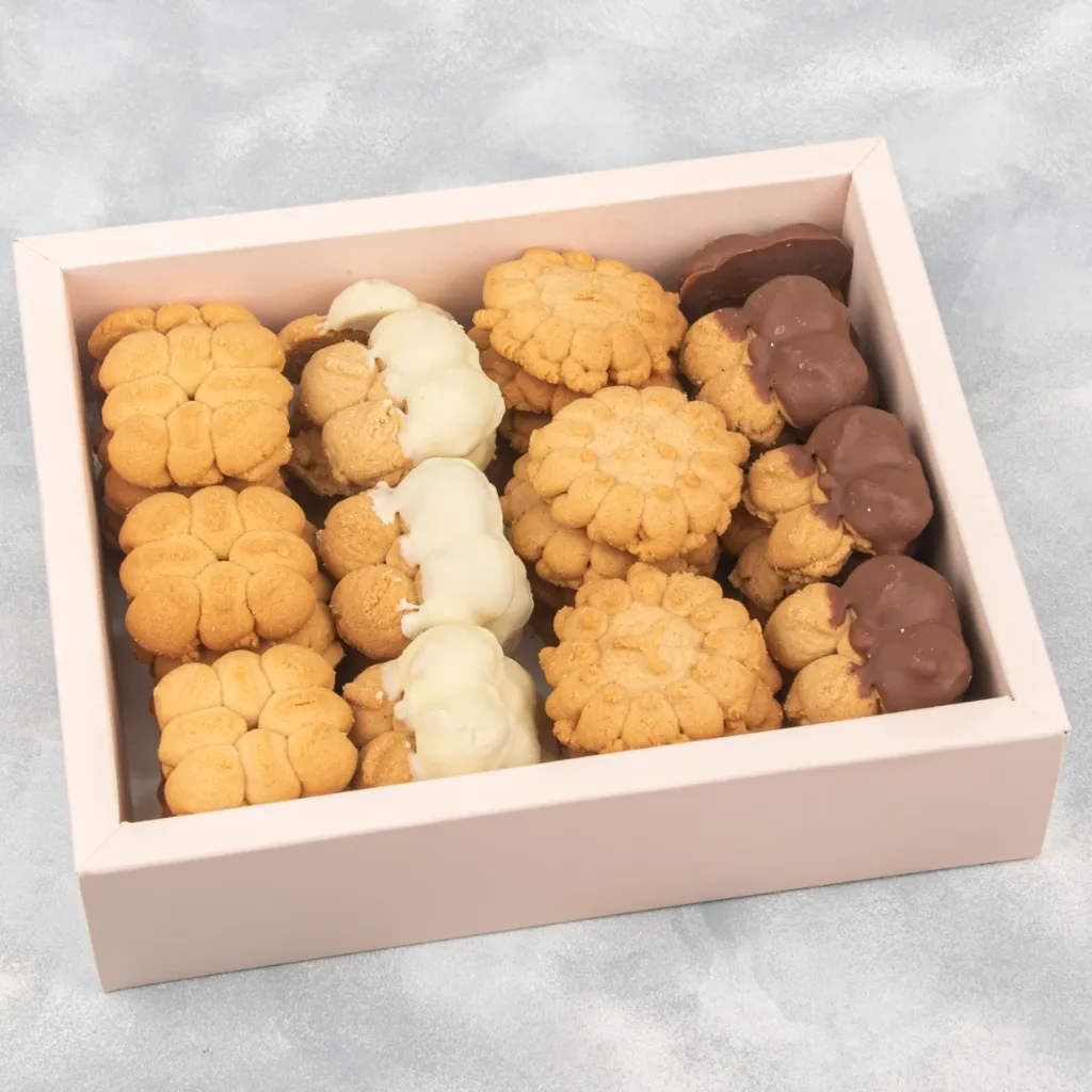 Relish mixed biscuits 600 GM