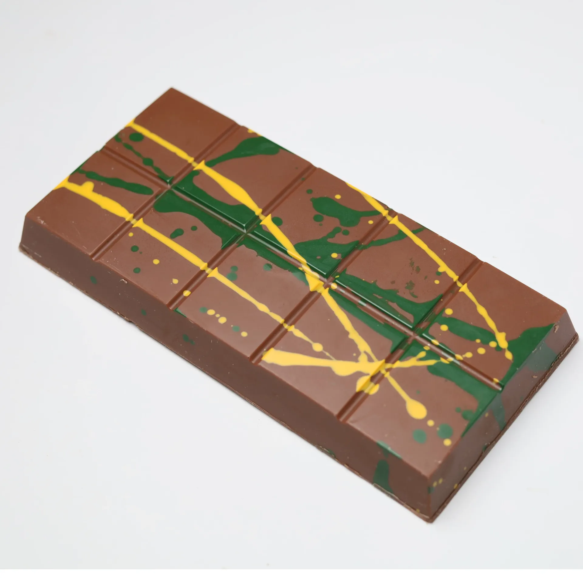 Kunafa chocolate bar with pistachios 200 GM